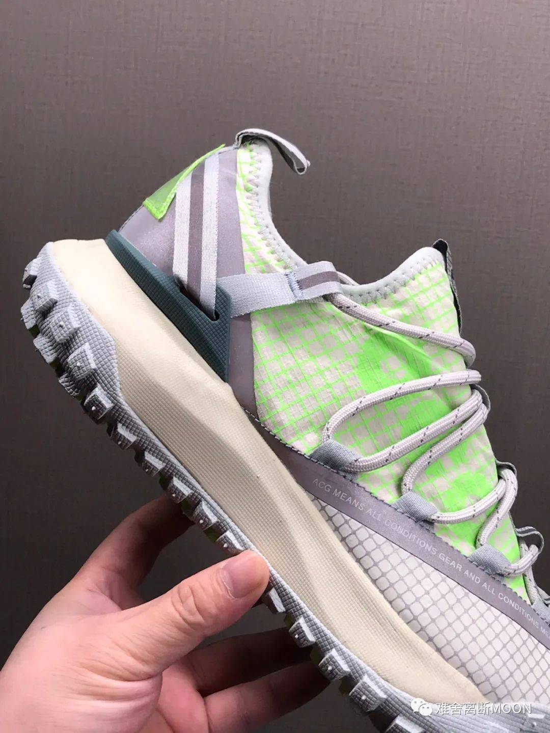 感觉像是acg mountain fly low简配版还有nike acg 全新鞋型 air nasu
