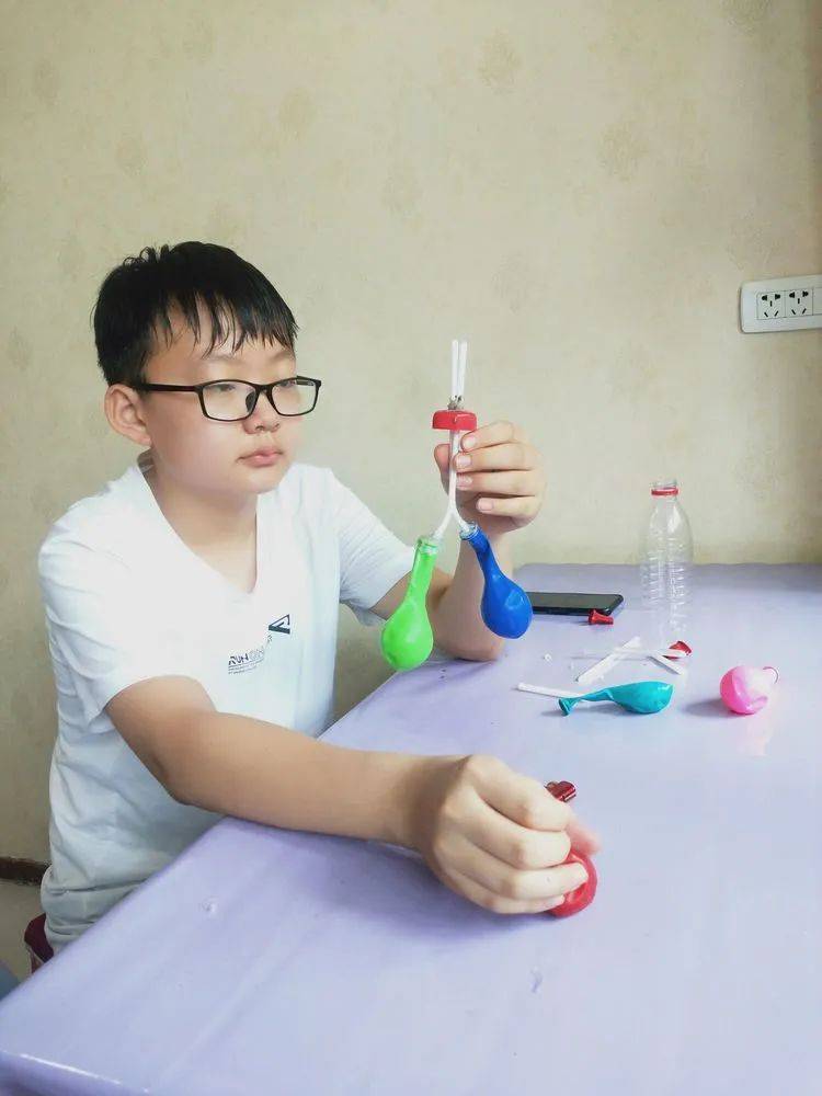 生物小实验 肺呼吸模型——忻州师院附中初331班周靖凯2022年暑假实践