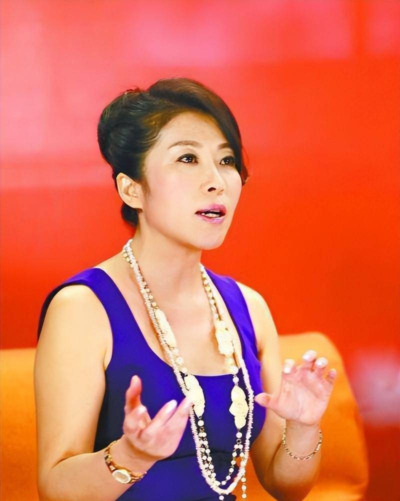 吴冰:从"体坛明星"变成"体坛叛徒",发生了什么?_公司_美国_电影