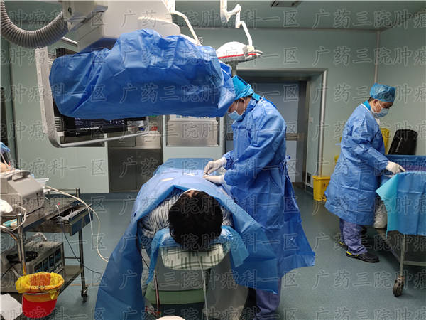 肺癌并非"悄无声息",5个异常表现,若占2个以上,要查查_肺部_恶性肿瘤