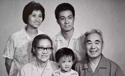 “中国”她60年代接受钱三强的邀请，隐姓埋名十几年，直到去世默默无闻