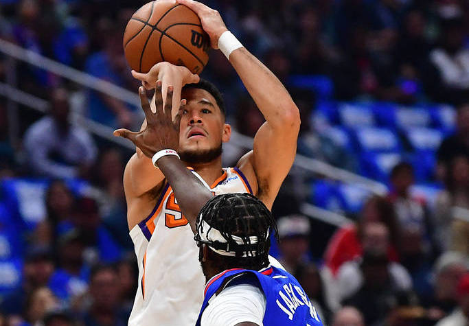 布克连续三场得分30+ 布克NBA比分刷新赛季新高引热议