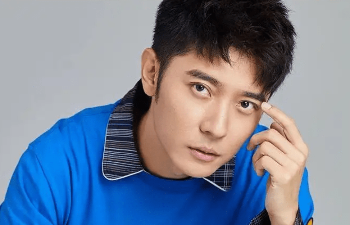 辞职3年的毕滢还掌握着张丹峰的收入?