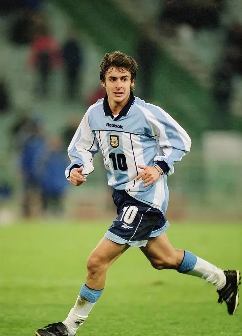 不老的小丑,他是梅西从小的偶像,却命运悲怆_巴勃罗·艾马尔_瓦伦西亚