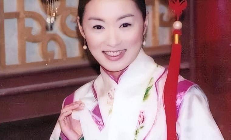 深度解析主演与配角