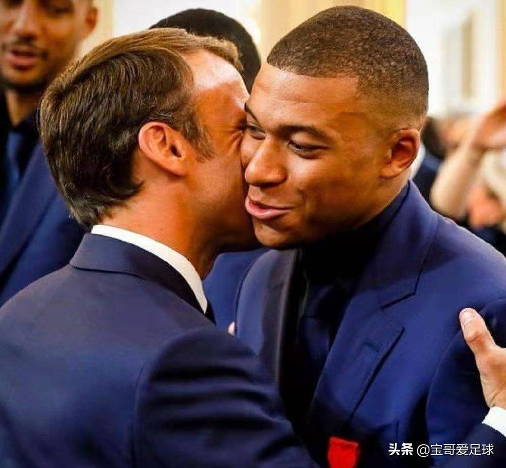 姆巴佩,1998年12月20日出生,现年23岁,身高178厘米,体重73公斤,场上