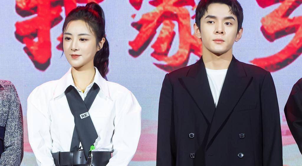 薇娅跌倒,谁能吃饱?_李佳琦_直播_经营