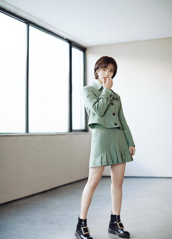 沈月的"钢棍腿"火了!