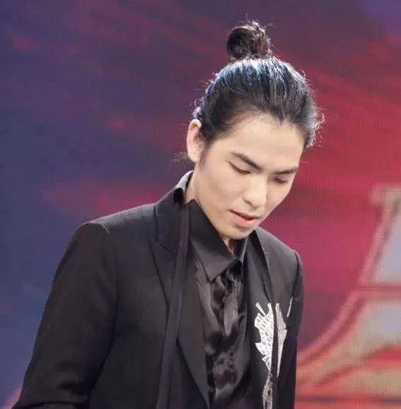 男星们的丸子头:陈晓稳重,萧敬腾秀气,井柏然妖艳_模样_魅力_星星