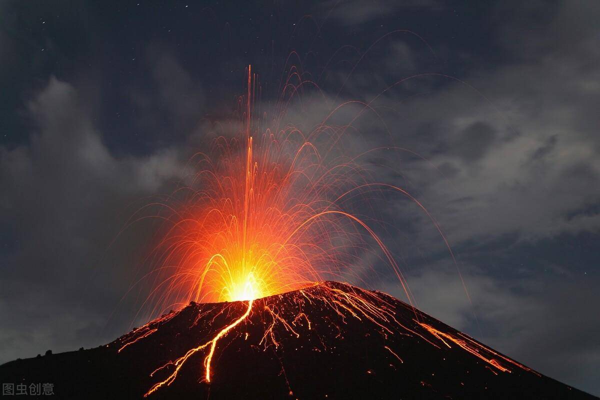 汤加火山的资料图片