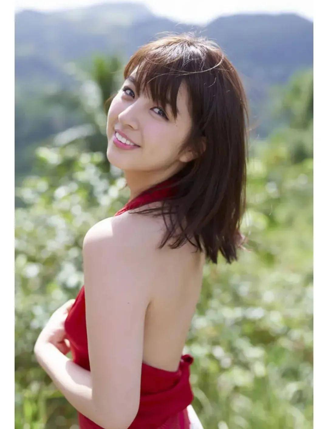 这里罗列了一些柳百合菜的一些照片,以飨读者.