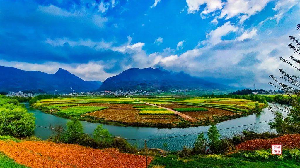 摄影简语:1,云南:以其美丽,富饶,神奇而著称于世,令无数摄影爱好者心