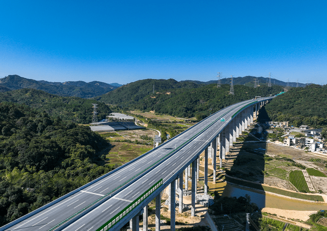 連州至廣州的車程將由3.