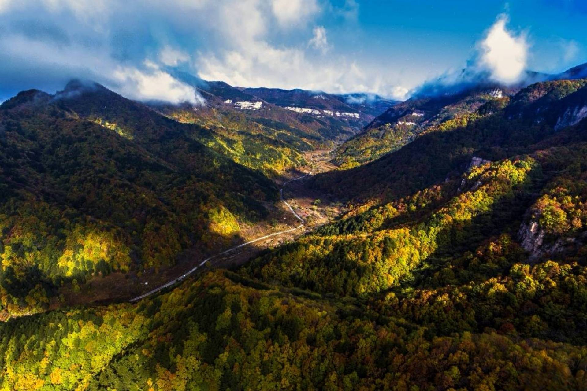 山西吕梁·交城庞泉沟_西北_离石区_方山县