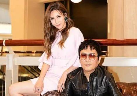 3婚3离51岁仍孤身一人"铁肺唱将"黄绮珊,唯一"