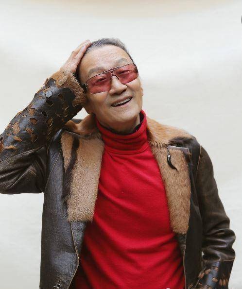 谢霆锋父亲谢贤年轻有多帅?10个谢霆锋恐怕也比不上_香港_美颜_年代