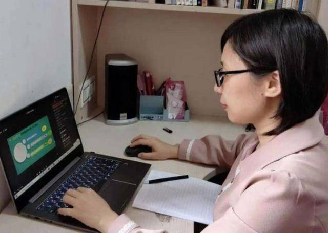 “读书不是为考试，而是为了理想”，杭州一学校暂停网课，获点赞