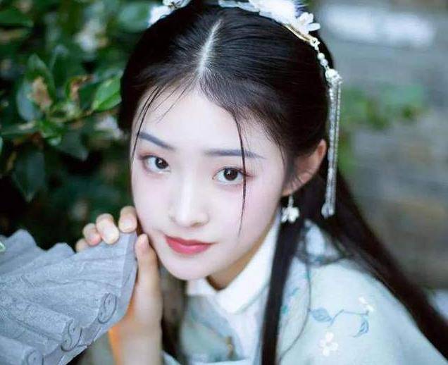 蒋韵兮_五官_演技