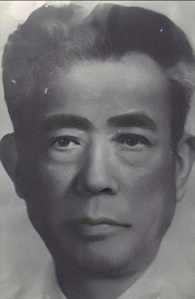 1935年,大叛徒顾顺章被处死,临刑前特务为何用铁丝穿