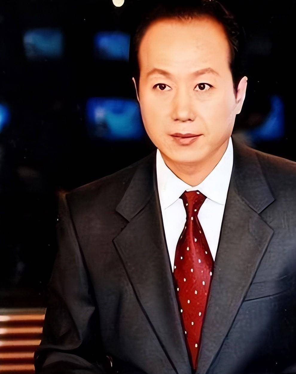 罗京去世13年:妻子改嫁,老母至今不知死讯,他的家人让人泪目_播音