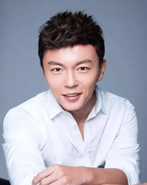 他先后主演了《大梦西游》《狼兵吼》《我的杀手女友》等网络大电影