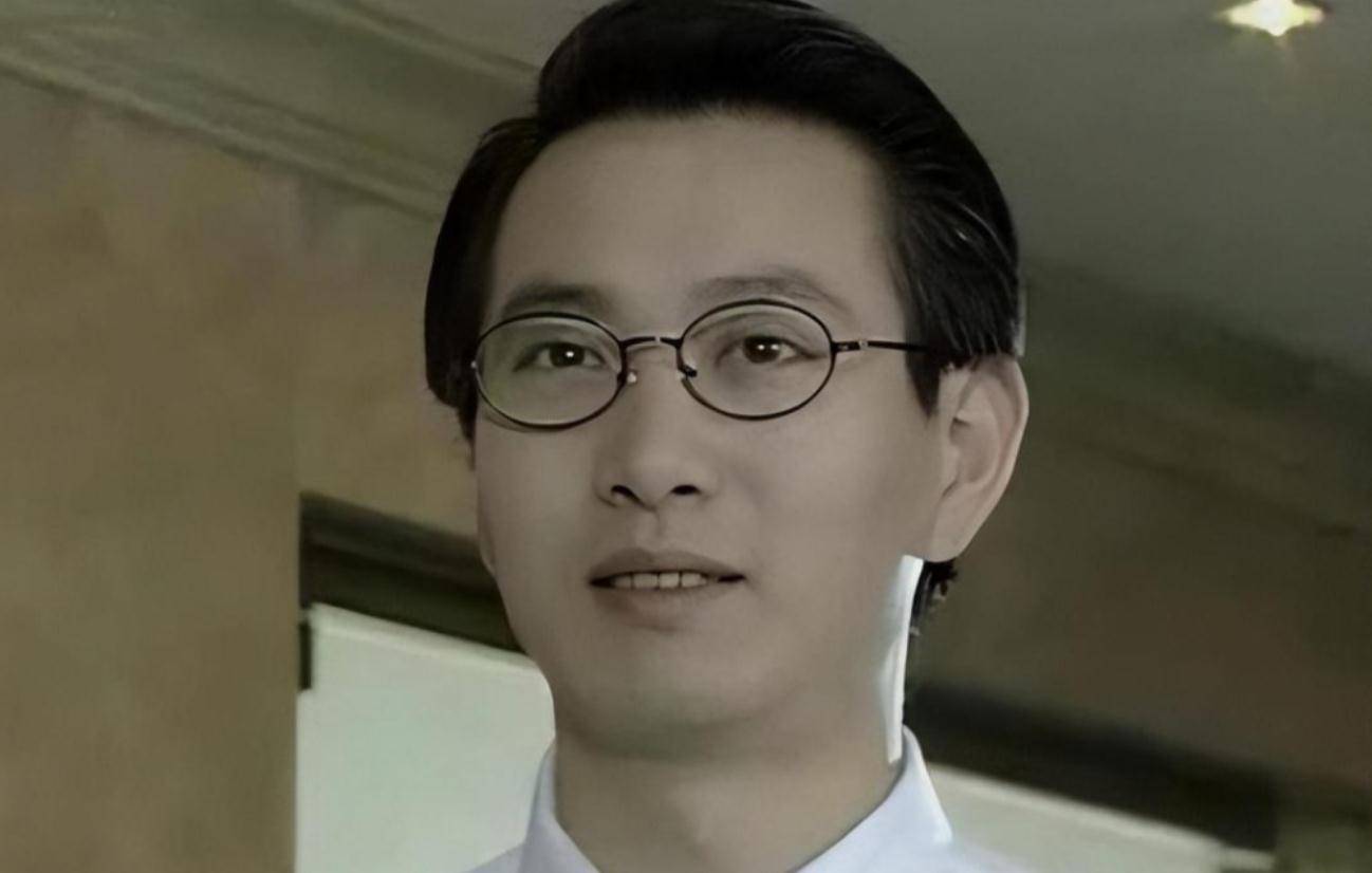 演员姚刚:对婚姻不将就,52岁仍单身,无儿无女成母亲心病_孙楠_父亲