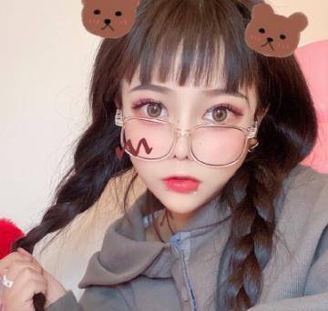 顾茜茜分手后晒自拍,却被脖子上印痕抢镜,网友表示怎么又恋爱了_照片