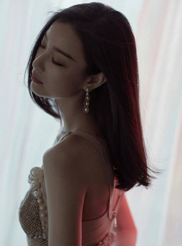 倪妮才是时光宠儿!