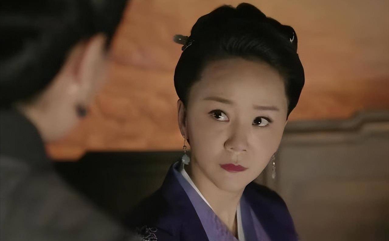《知否》顾廷烨知道秦夫人天天想责怪他,怎么还不除掉她?