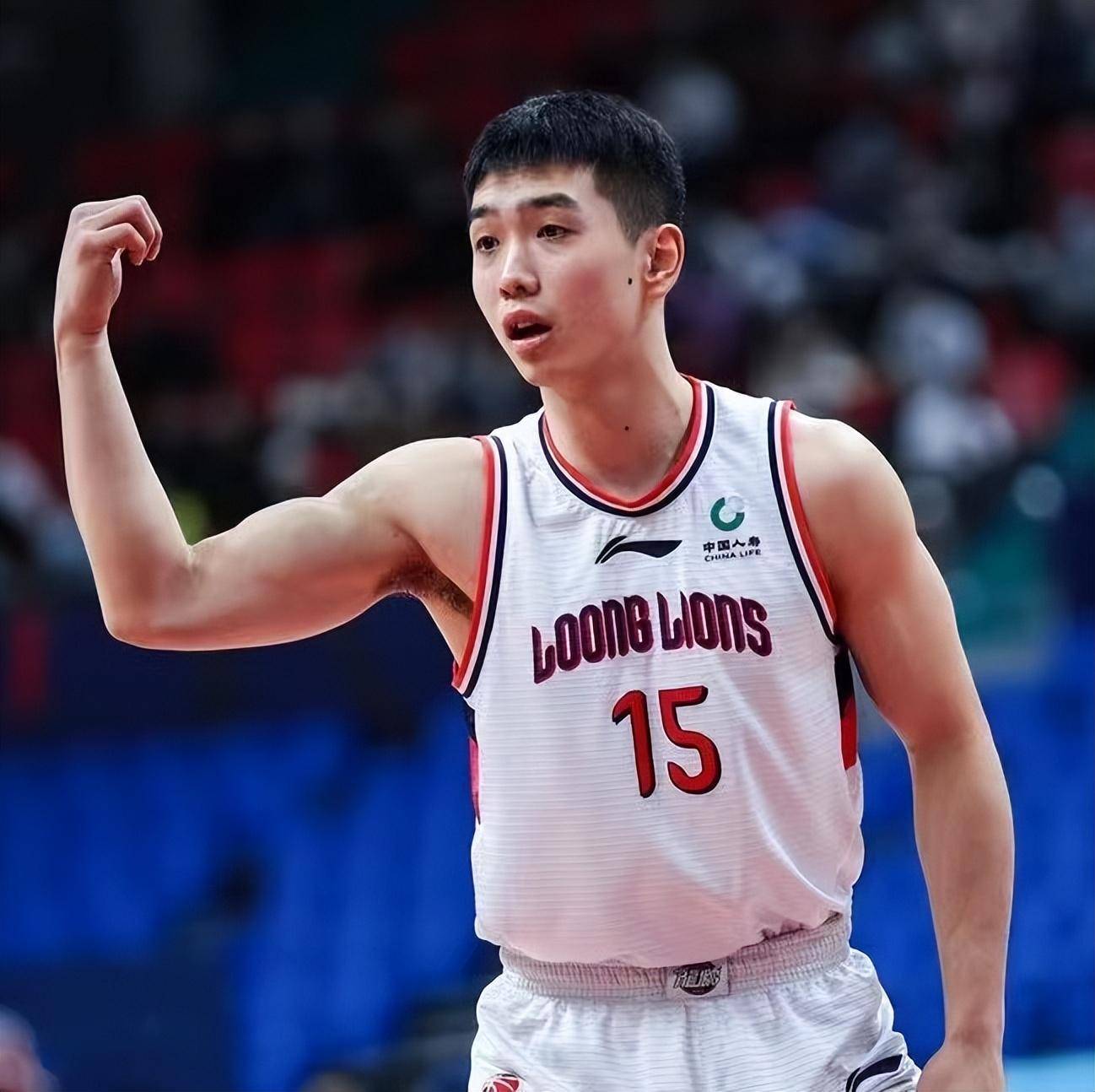 cba"球二代"之佟佳俊,我舅是杜峰!