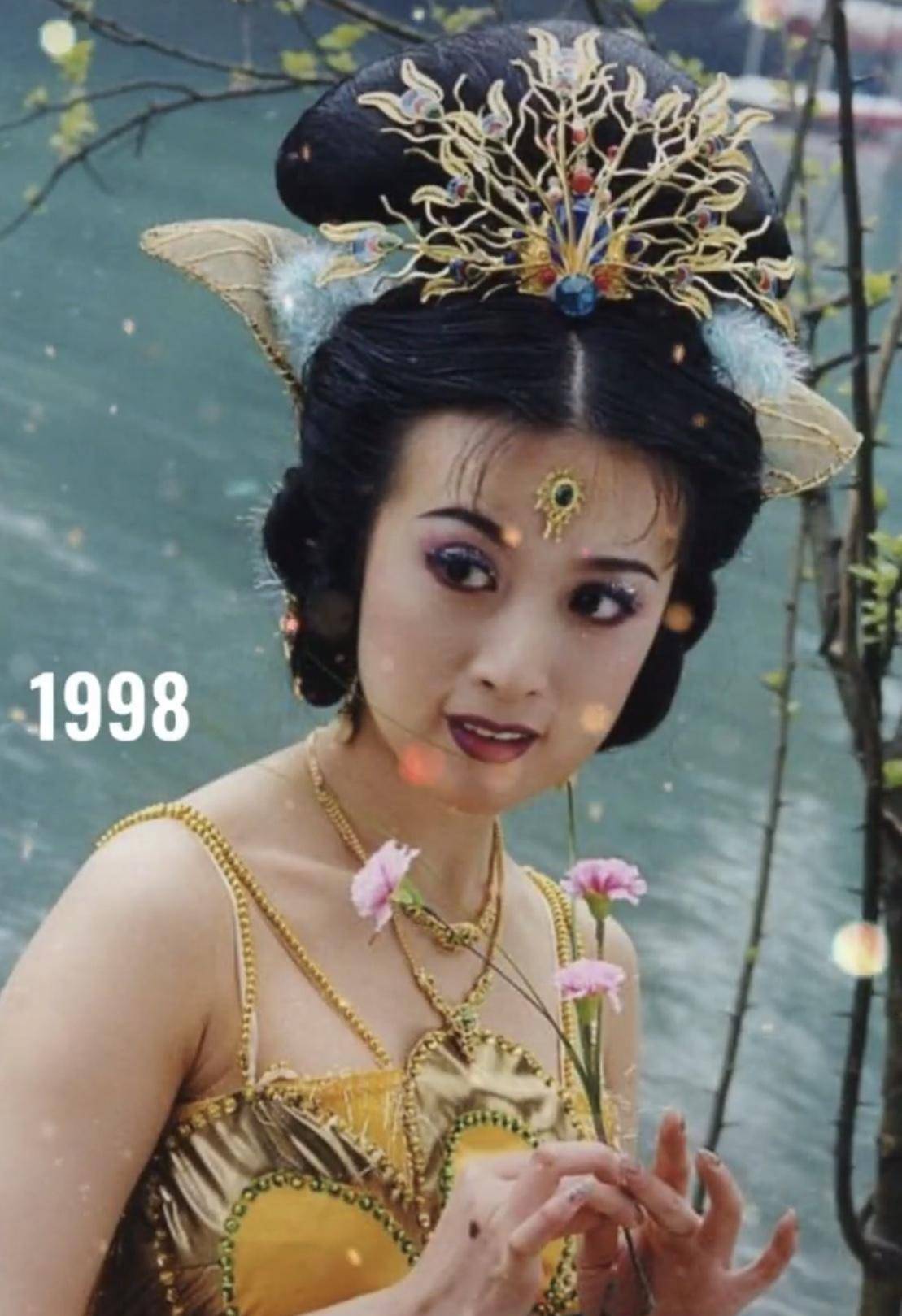 45岁金巧巧重现经典"孔雀公主",嘴角僵眼神空灵气不再_西游记_老态