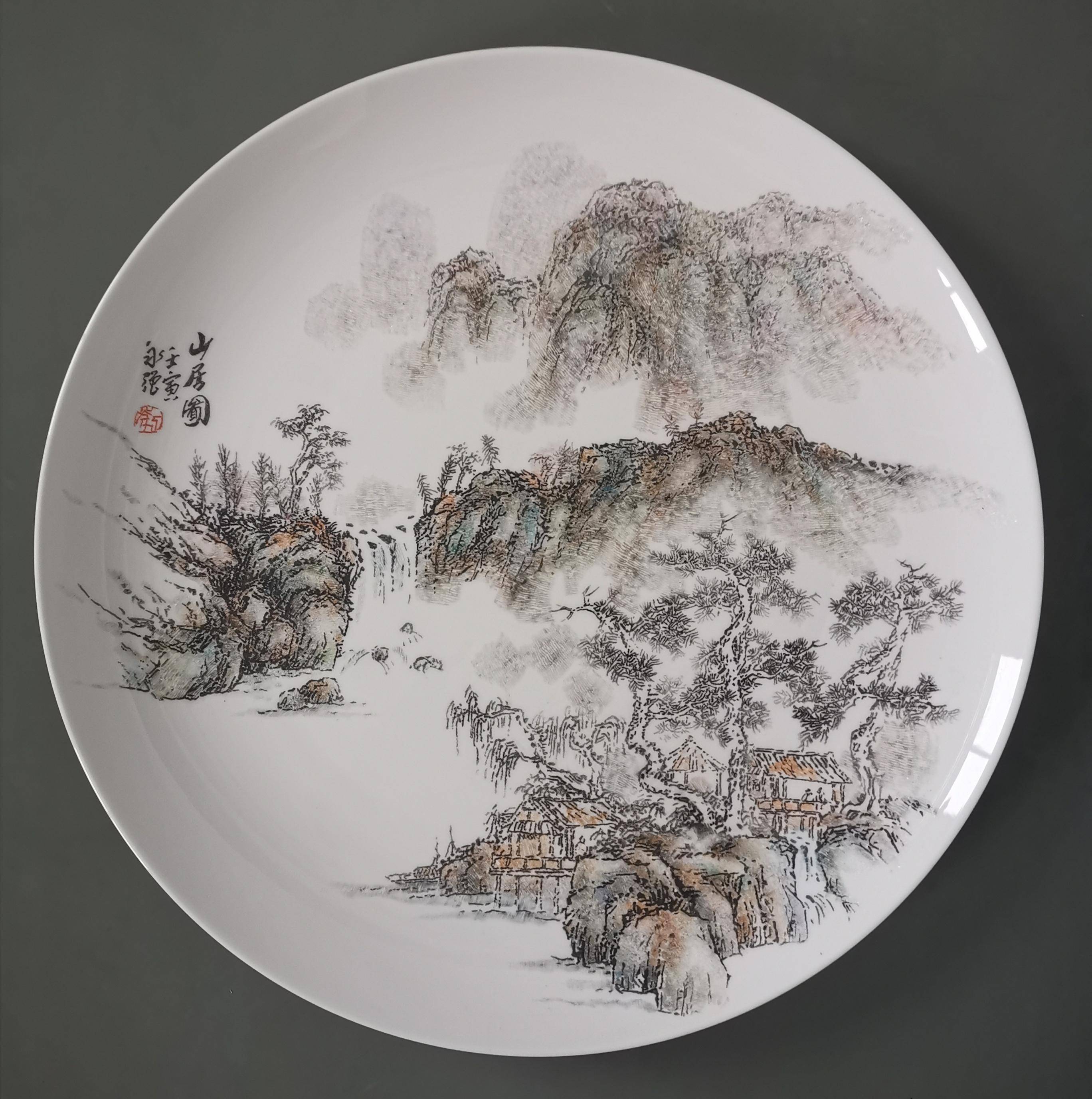 中国工美行业艺术大师,正高级工艺美术师刘永强鲁青瓷作品赏析_陶瓷