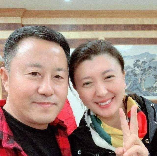 闫学晶近照,依然年轻漂亮_马明东_林越_生活