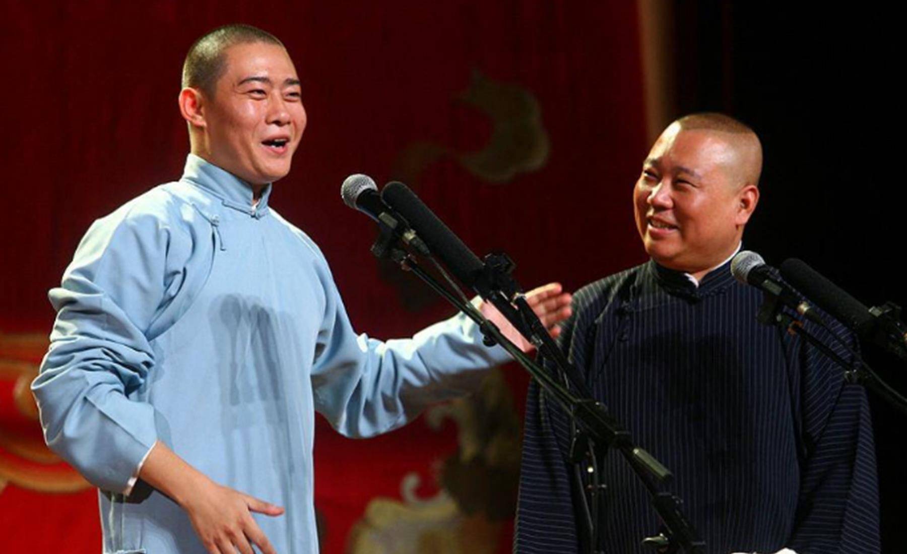 首先,第一位便是栾云平了,他是德云社中最高学历的代表,是德云社演员