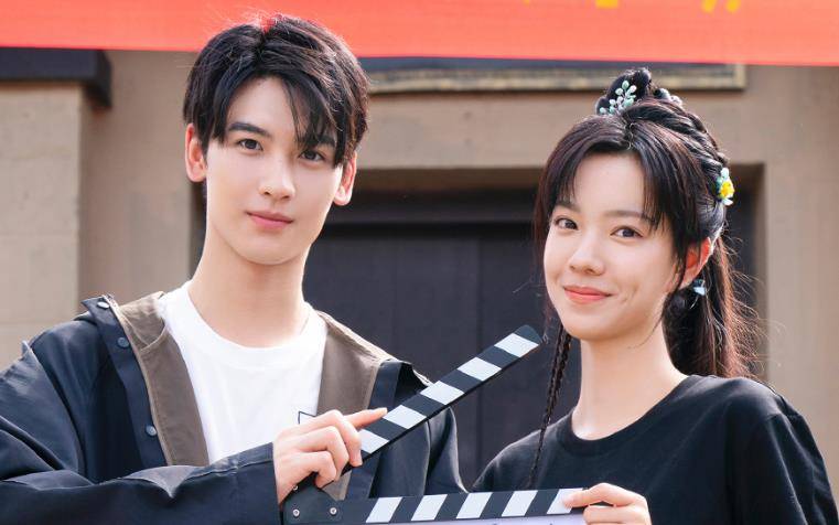 黄俊捷深陷"劈腿门",我却担心他的新剧,李庚希庄达菲有点惨_合作_花好