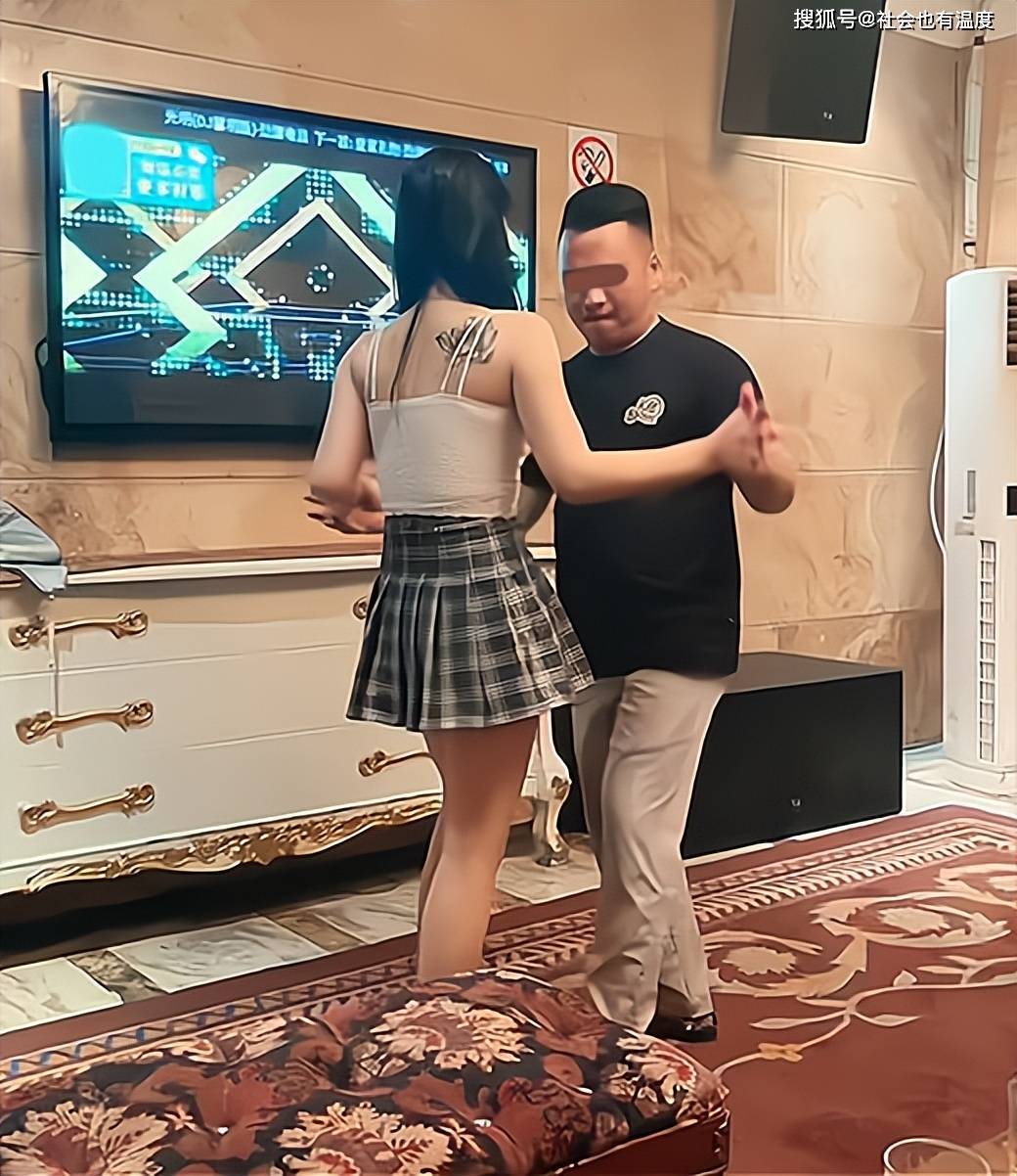 新来的公主放不开,被ktv领班直接灌醉学跳舞_工作_的发展_身份