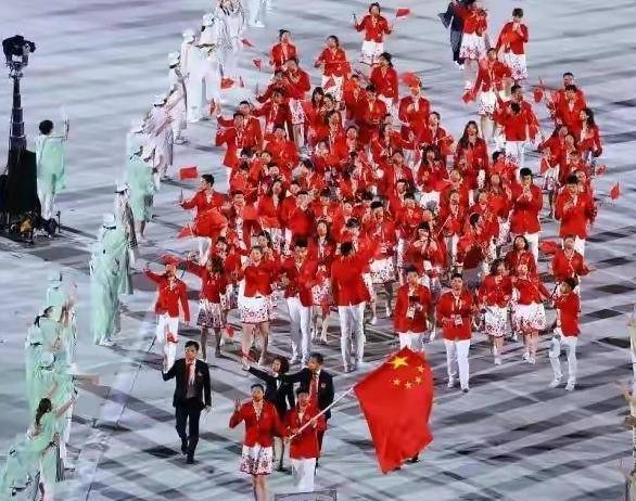 中国选手龚莉出战对阵阿塞拜疆选手伊琳娜-扎列茨卡,最终龚莉不敌对手