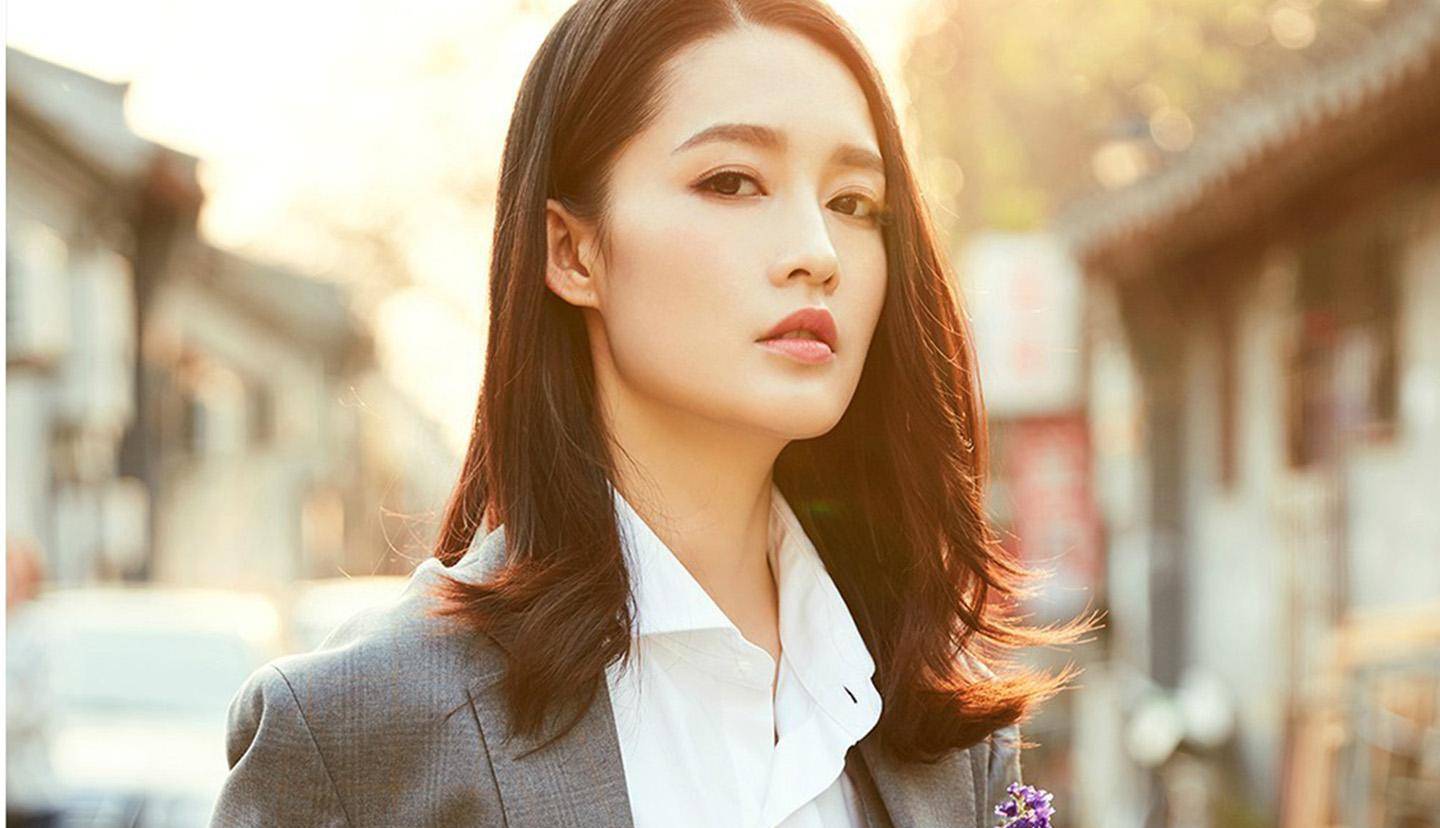 《从爱情到幸福》,是由李沁,李威和黄觉主演的现代剧,主要讲述了几对