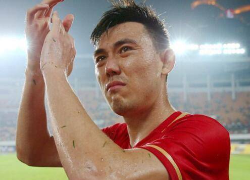 恒大最让人佩服的拼命三郎神勇表现得到亚足联官方认可_李学鹏_球迷