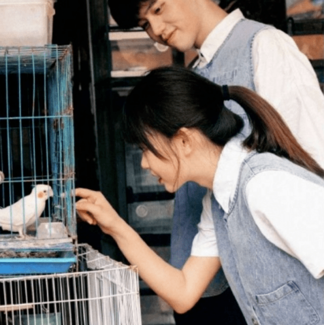 情侣刚确认关系,男生就抢着做"3件事",恭喜傻丫头捡到宝了_感情_家长