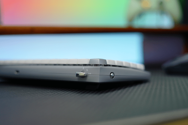 开箱体验杜伽Hi Keys，一把与众不同的潮流键盘，有颜值有手感