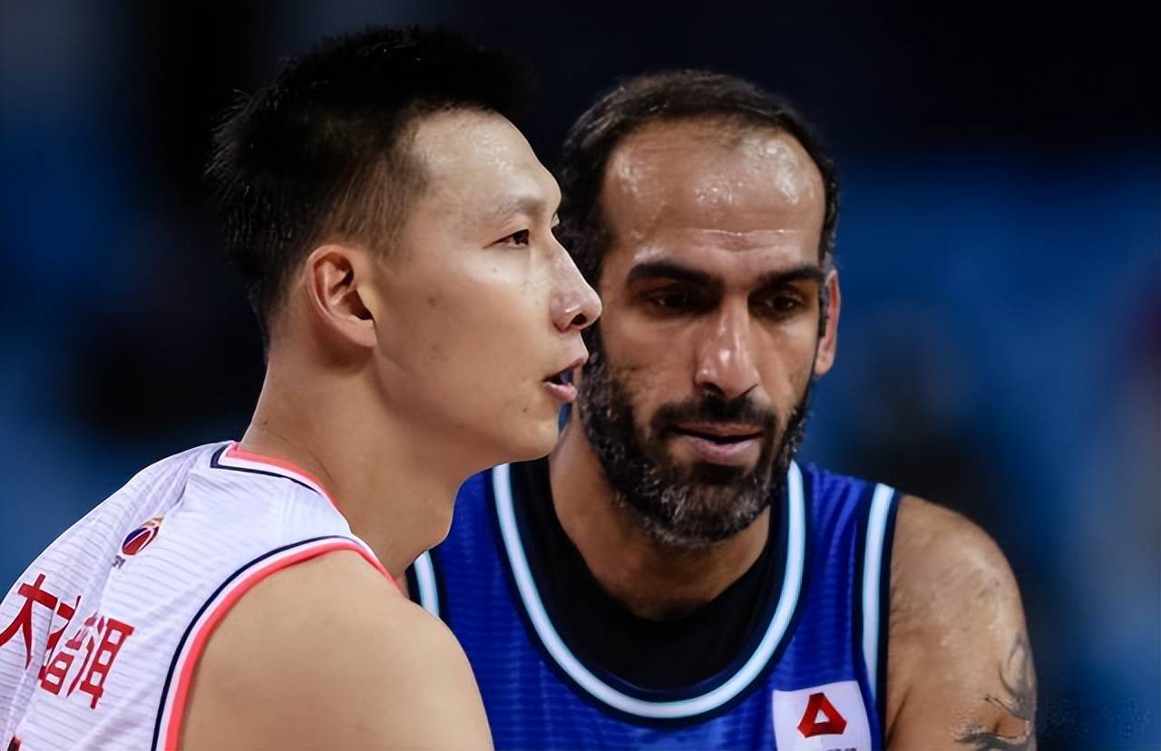 曾繁日正式离队,马尚遭网暴后坚决反击,阿联暖心发声_哈达迪_祝福