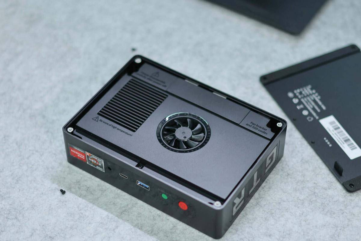 零刻GTR6评测：迷你主机到底能不能性能与体积兼得？
