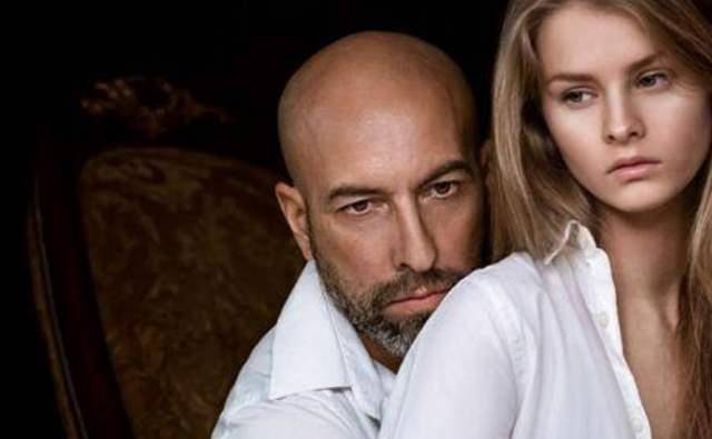 50岁丈夫出轨女学生,妻子发现后怒骂:"一把年纪就会吃嫩草"_阿莲_男人