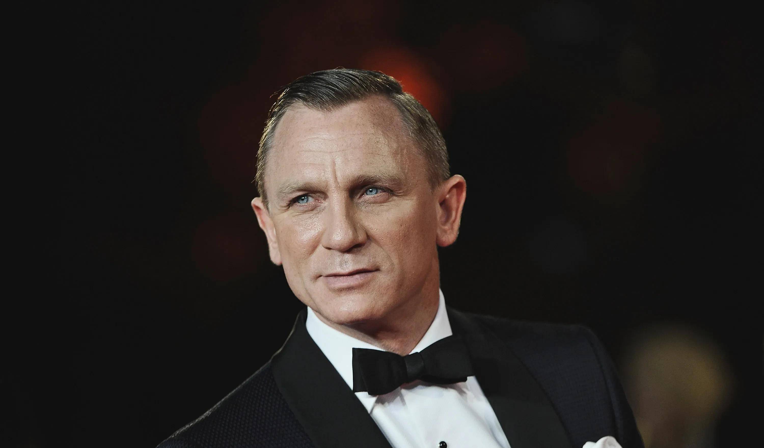 丹尼尔61克雷格:史上最硬007,当年嫌丑狂抵制,如今是真香定律_邦德