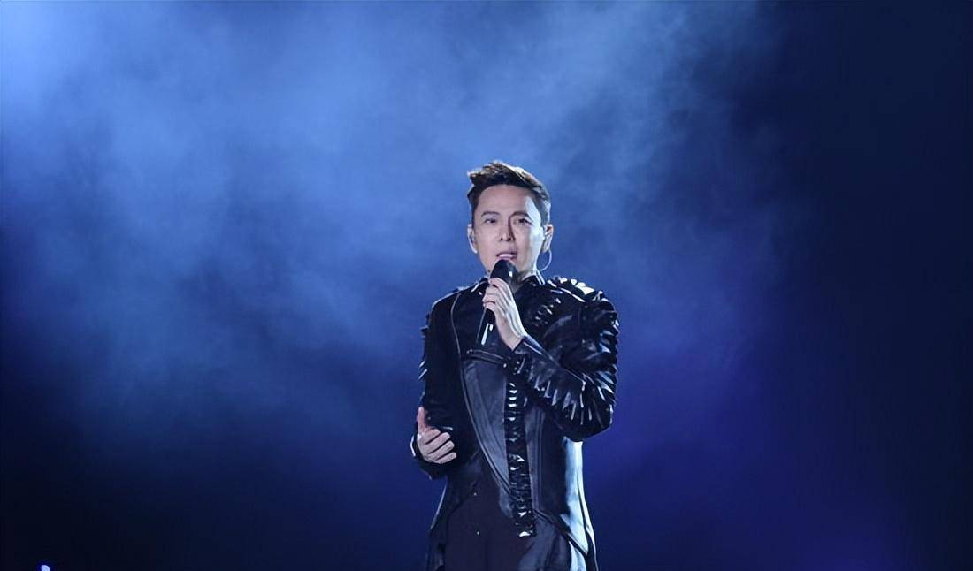 情歌王获李宗盛认可,却被小鲜肉嘲讽过气,撒贝宁回怼简直太解气