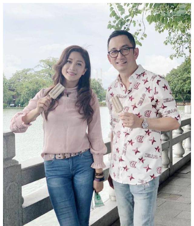 50岁袁洁仪,57岁杨玉梅,58岁陈嘉辉,香港演员真不够用了_角色_黑金