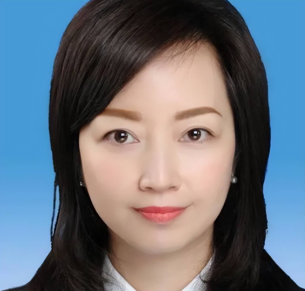 扬州副局长戴璐走红,年轻漂亮履历不凡,是新时代知识女性的楷模_岗位