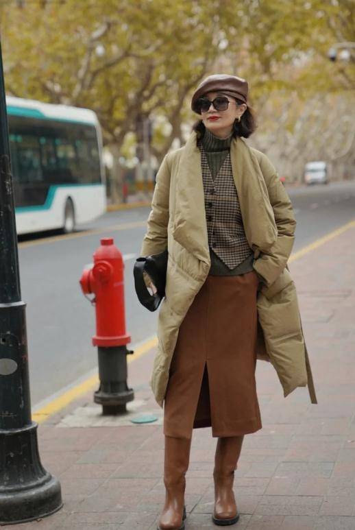 羽绒服里面配什么"内搭"?