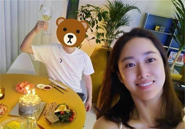 最近全慧彬老公生日的时候,全慧彬就一大早起床为老公做了一桌好吃的